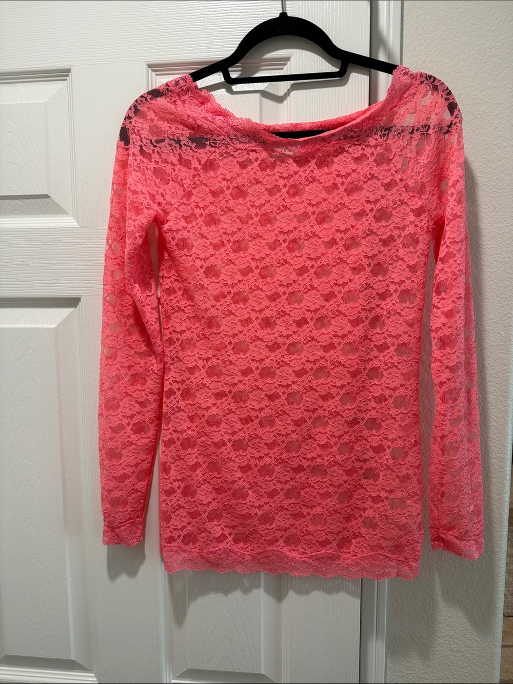 Lace Long-Sleeve Boatneck Top - Pink